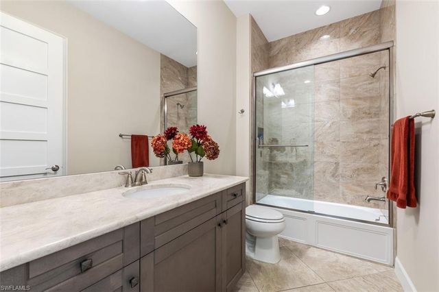 6931 Cay CT, Naples, FL 34113