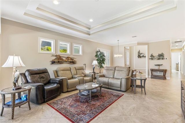 6931 Cay CT, Naples, FL 34113