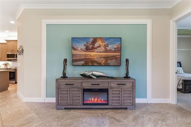 6931 Cay CT, Naples, FL 34113