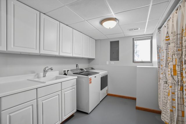 5125 Cardinal Court, Schererville, IN 46375