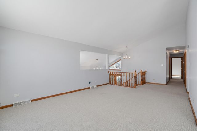 5125 Cardinal Court, Schererville, IN 46375