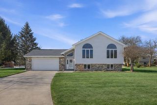 5125 Cardinal Court, Schererville, IN 46375