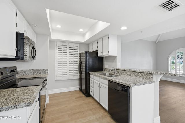 1211 N MILLER Road 101, Scottsdale, AZ 85257