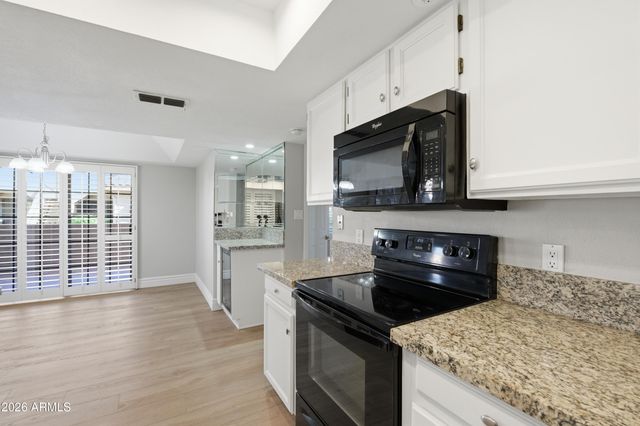 1211 N MILLER Road 101, Scottsdale, AZ 85257