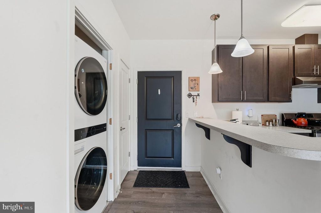 350 S BROAD ST #202, TRENTON, NJ 08609 — photo 4
