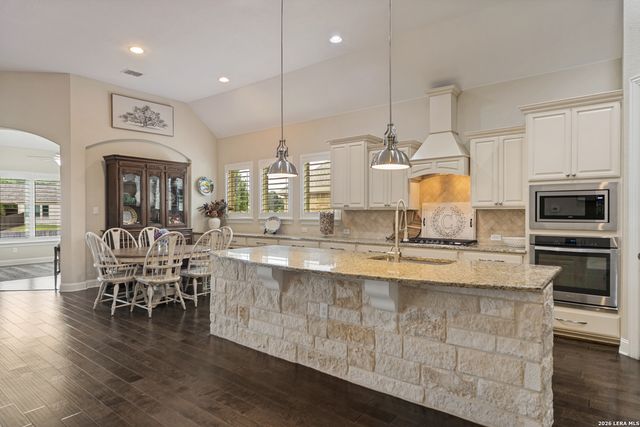 27006 Smokey Chase, Boerne, TX 78015