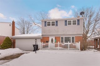 837 Jamestown Avenue, Elyria, OH 44035