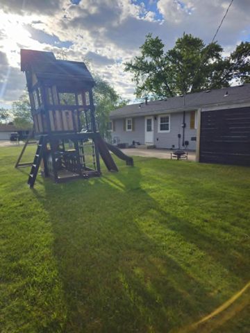 2260 Cobblestone LANE, Beloit, WI 53511