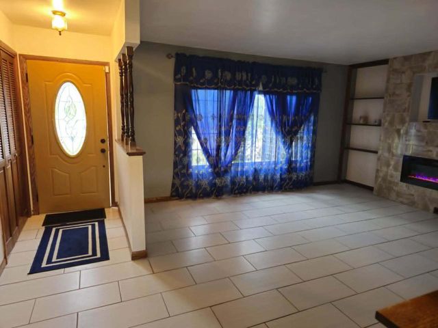 2260 Cobblestone LANE, Beloit, WI 53511