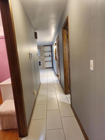 2260 Cobblestone LANE, Beloit, WI 53511