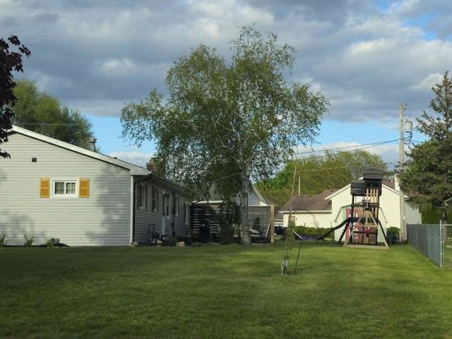 2260 Cobblestone LANE, Beloit, WI 53511