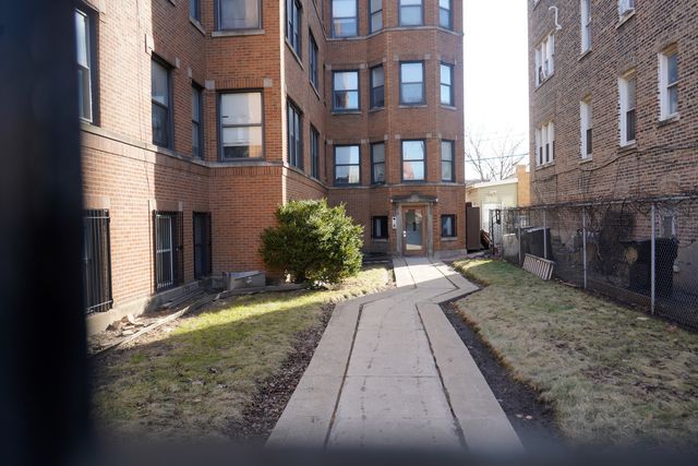 1131 S Sacramento Boulevard, Chicago, IL 60612