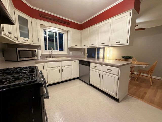 3522 Patton Street, Eau Claire, WI 54701