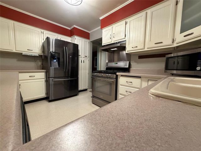 3522 Patton Street, Eau Claire, WI 54701