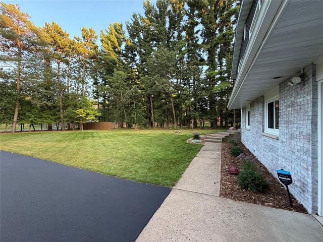 3522 Patton Street, Eau Claire, WI 54701