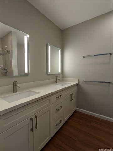 1455 Alewa Drive, Honolulu, HI 96817
