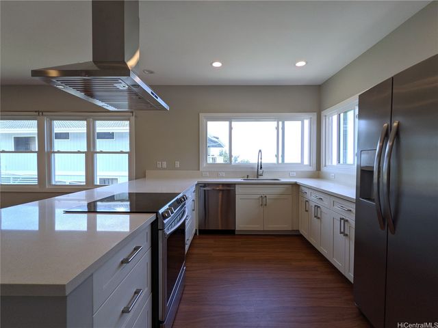 1455 Alewa Drive, Honolulu, HI 96817