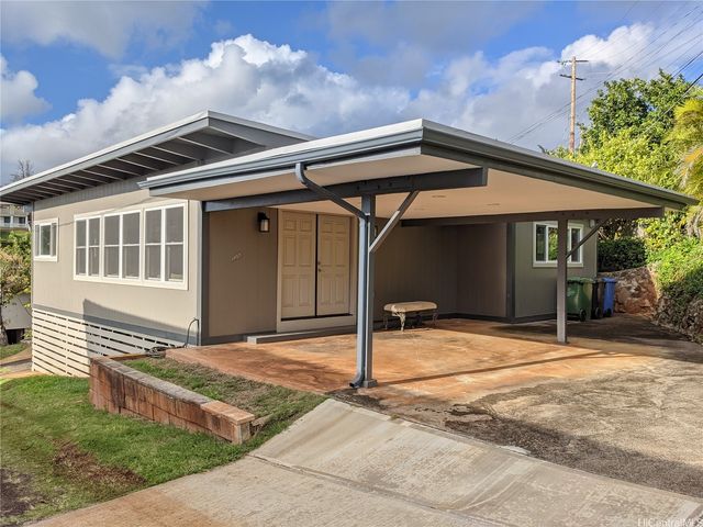 1455 Alewa Drive, Honolulu, HI 96817