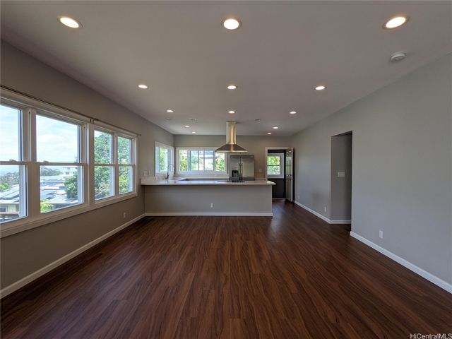 1455 Alewa Drive, Honolulu, HI 96817
