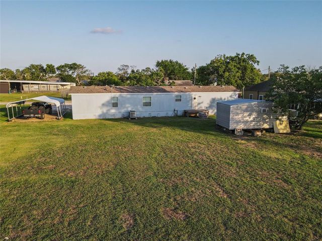 958 Wightman Street, Matagorda, TX 77457