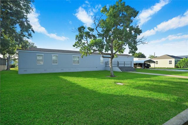 958 Wightman Street, Matagorda, TX 77457