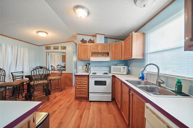 958 Wightman Street, Matagorda, TX 77457