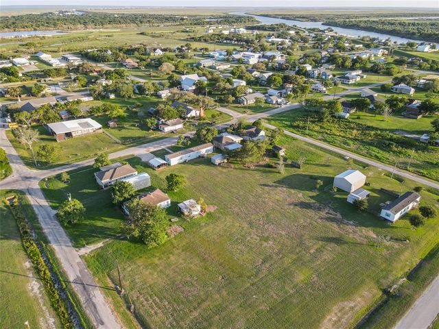 958 Wightman Street, Matagorda, TX 77457