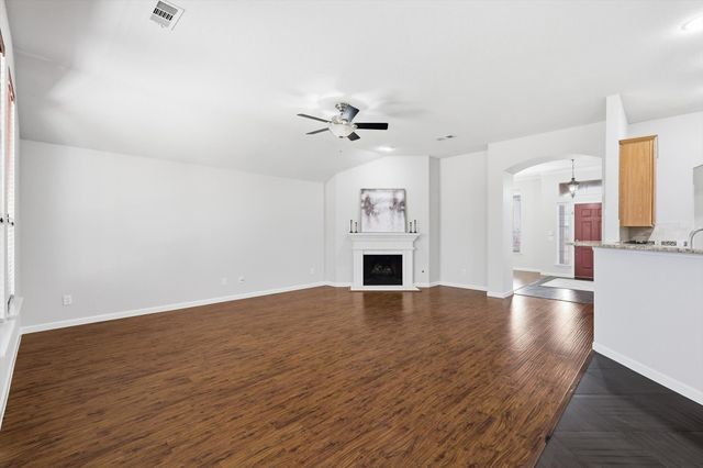 1635 Nightingale Lane, Corinth, TX 76210