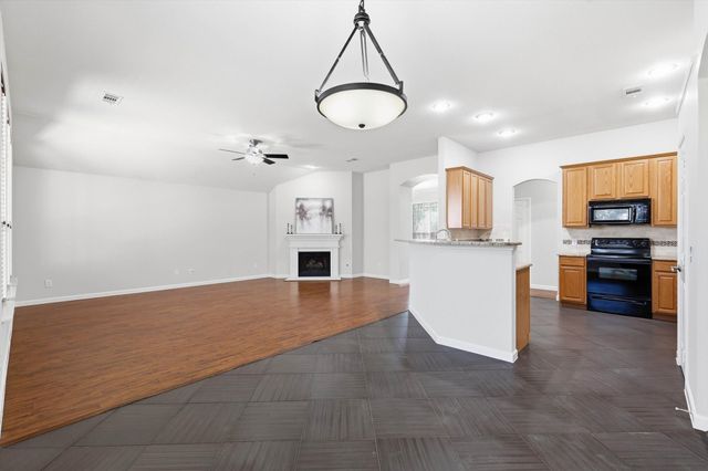 1635 Nightingale Lane, Corinth, TX 76210