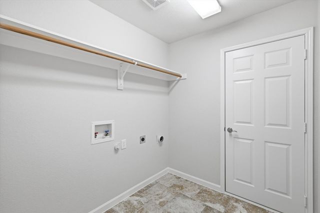 1635 Nightingale Lane, Corinth, TX 76210