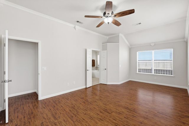 1635 Nightingale Lane, Corinth, TX 76210