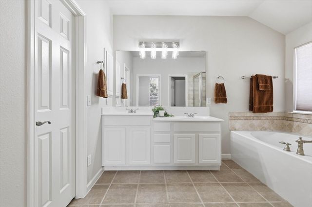 1635 Nightingale Lane, Corinth, TX 76210