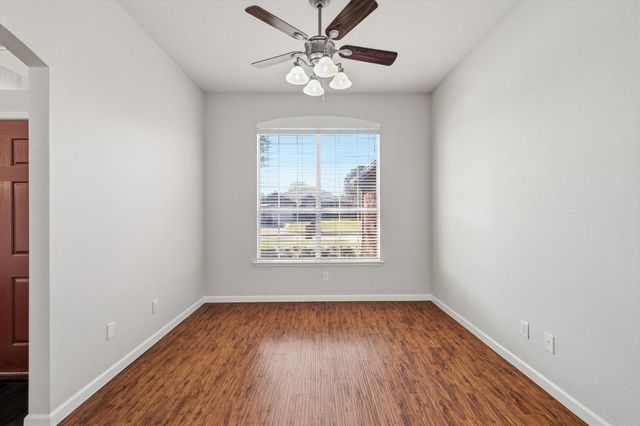 1635 Nightingale Lane, Corinth, TX 76210