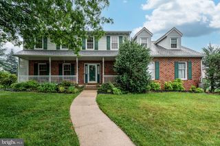 500 BAYBERRY DR, York, PA 17404