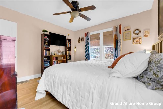 446 Knapp Street NE, Grand Rapids, MI 49505