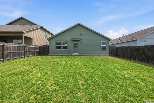 10402 WAVERUNNER, Converse, TX 78109