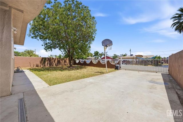 3423 Anderson Street, Bakersfield, CA 93307