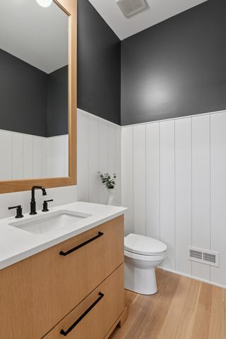 5924 Drew Avenue S, Edina, MN 55410