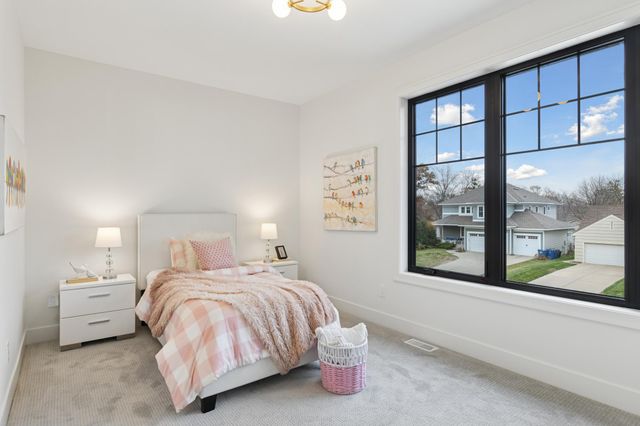 5924 Drew Avenue S, Edina, MN 55410