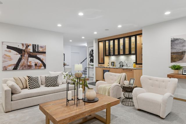 5924 Drew Avenue S, Edina, MN 55410