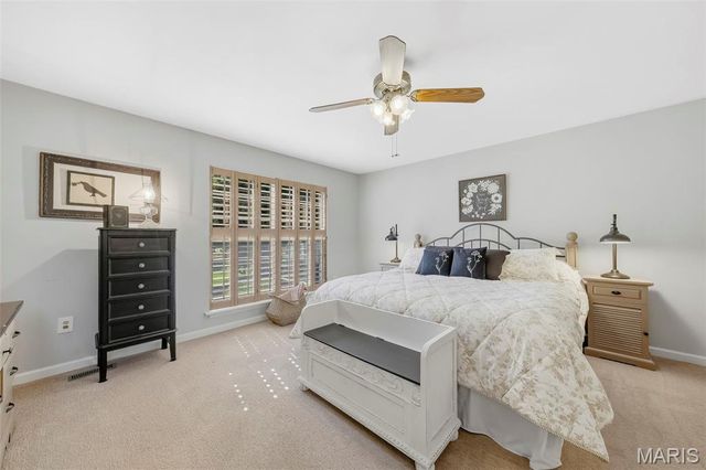 12159 Ameling Road, Maryland Heights, MO 63043