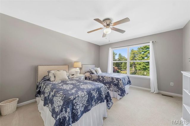 12159 Ameling Road, Maryland Heights, MO 63043