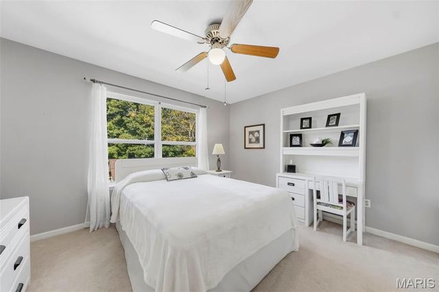 12159 Ameling Road, Maryland Heights, MO 63043