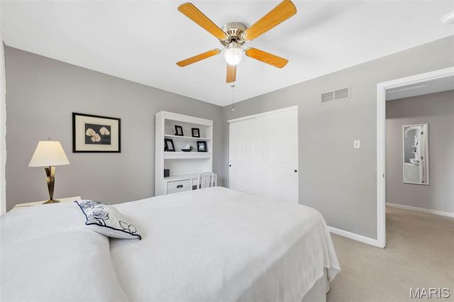 12159 Ameling Road, Maryland Heights, MO 63043