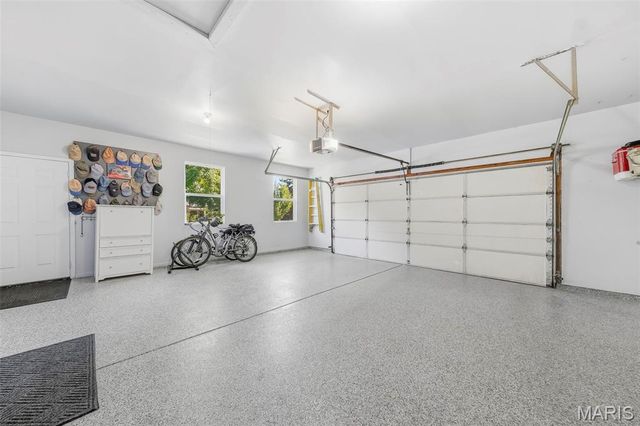 12159 Ameling Road, Maryland Heights, MO 63043