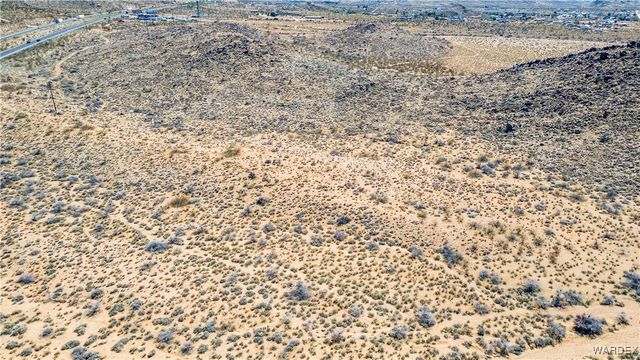 3801 N Hwy 93, Golden Valley, AZ 86413