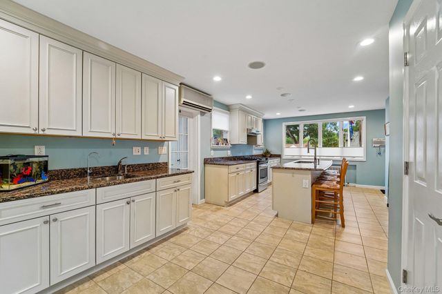 11 Fairview Place, Suffern, NY 10901