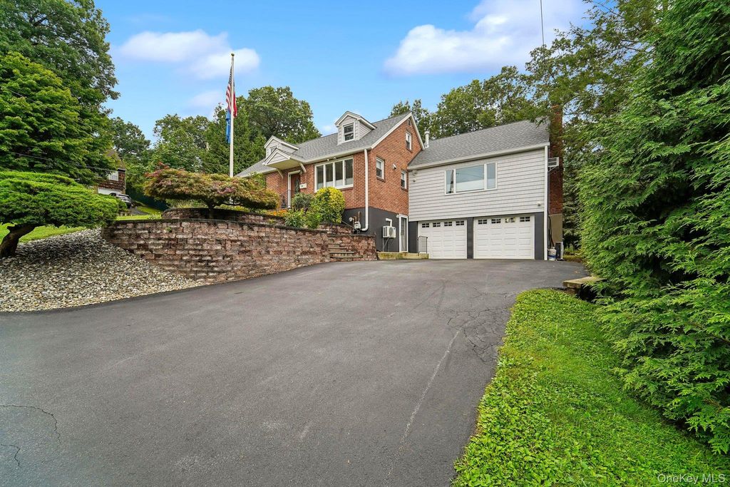 11 Fairview Place, Suffern, NY 10901 — photo 3