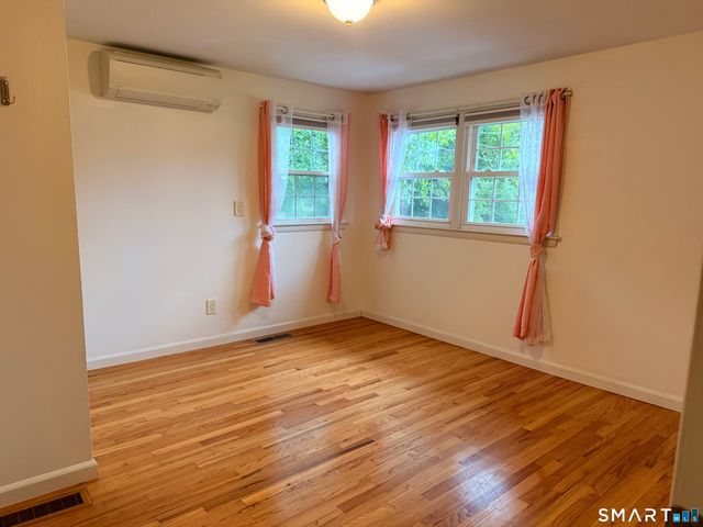 21 Fisco Drive, East Haven, CT 06513
