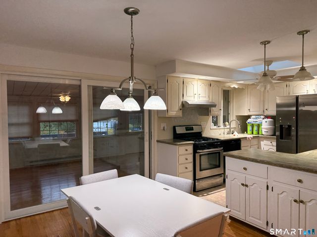 21 Fisco Drive, East Haven, CT 06513
